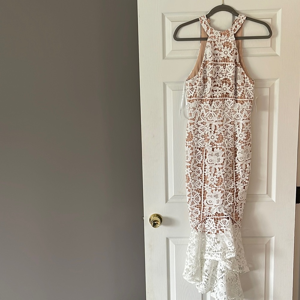 Jarlo Brand New White Lace dress. Perfect for brides!